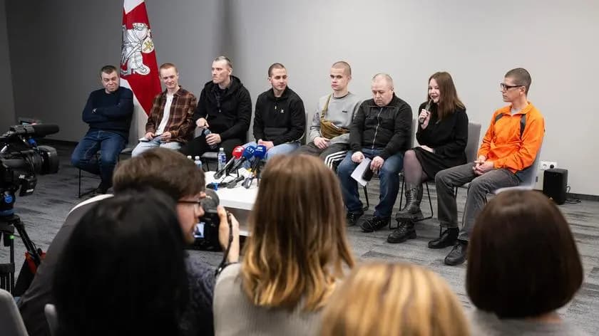 Uwolnieni Białorusini: Nie zapominajmy o Poczobuce