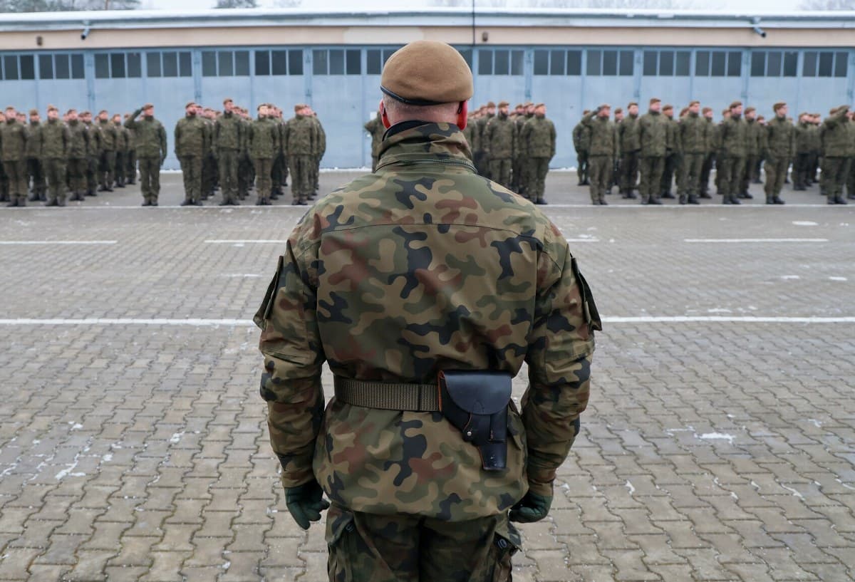 Czy Polska potrzebuje powrotu poboru? 17 lat bez służby