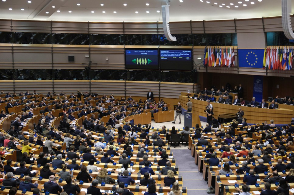 Polscy eurodeputowani jednomyślni w sprawie Wołynia. Ukraina musi zmierzyć się z prawdą historyczną
