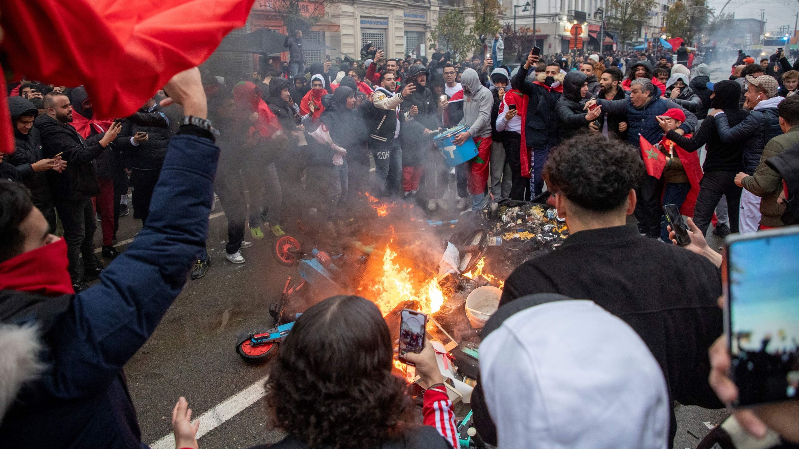 Marokańska diaspora groźna dla Europy. Holenderskie miasta w gotowości